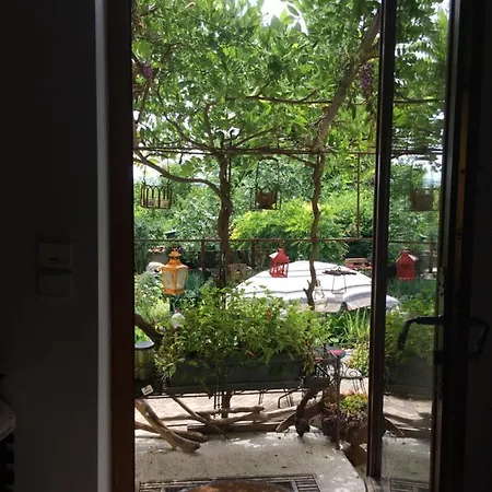 Bed & Breakfast La Maison D'ivona *
