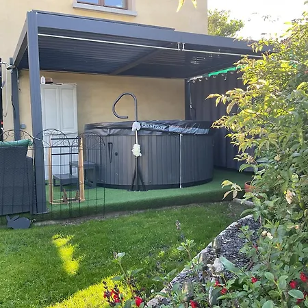 La Maison D'ivona Bed & Breakfast